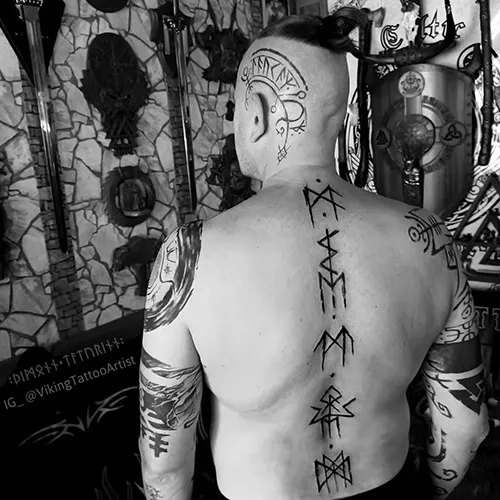 Tatouage Rune Viking