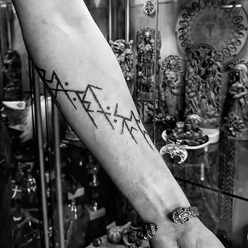 Tatouage Rune Viking