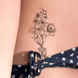 Faux tatouage femme fleurs diamant