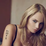tatouage temporaire lettres alphabet