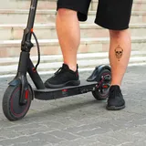 tattoo éphémère homme tête de mort géométrique
