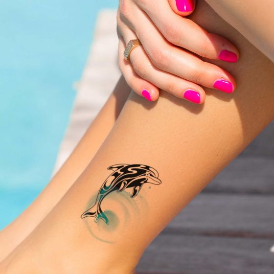 tatouage éphémère dauphin