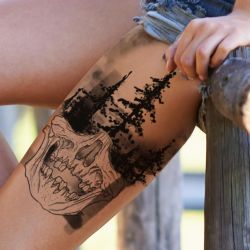 Tatouage éphémère tête de mort et forêt