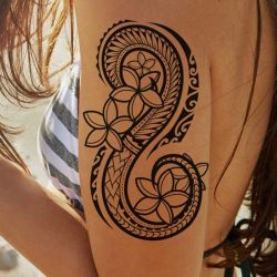 Tatouage Fleur Maori Polynésien