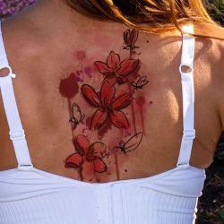 Tatouage éphémère fleurs aquarelle