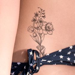 Faux tatouage femme fleurs diamant