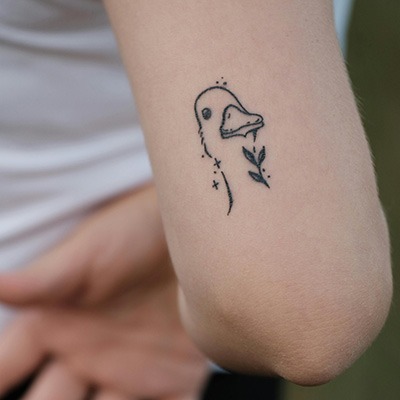 tatouage amour cygne
