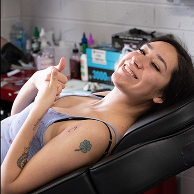 tatouage chance trèfle à 4 feuilles