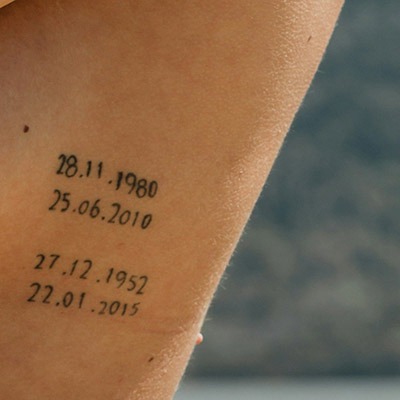 tatouage famille date importante