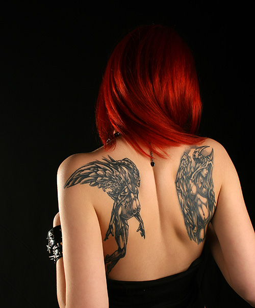 tatouage femme ailes dos